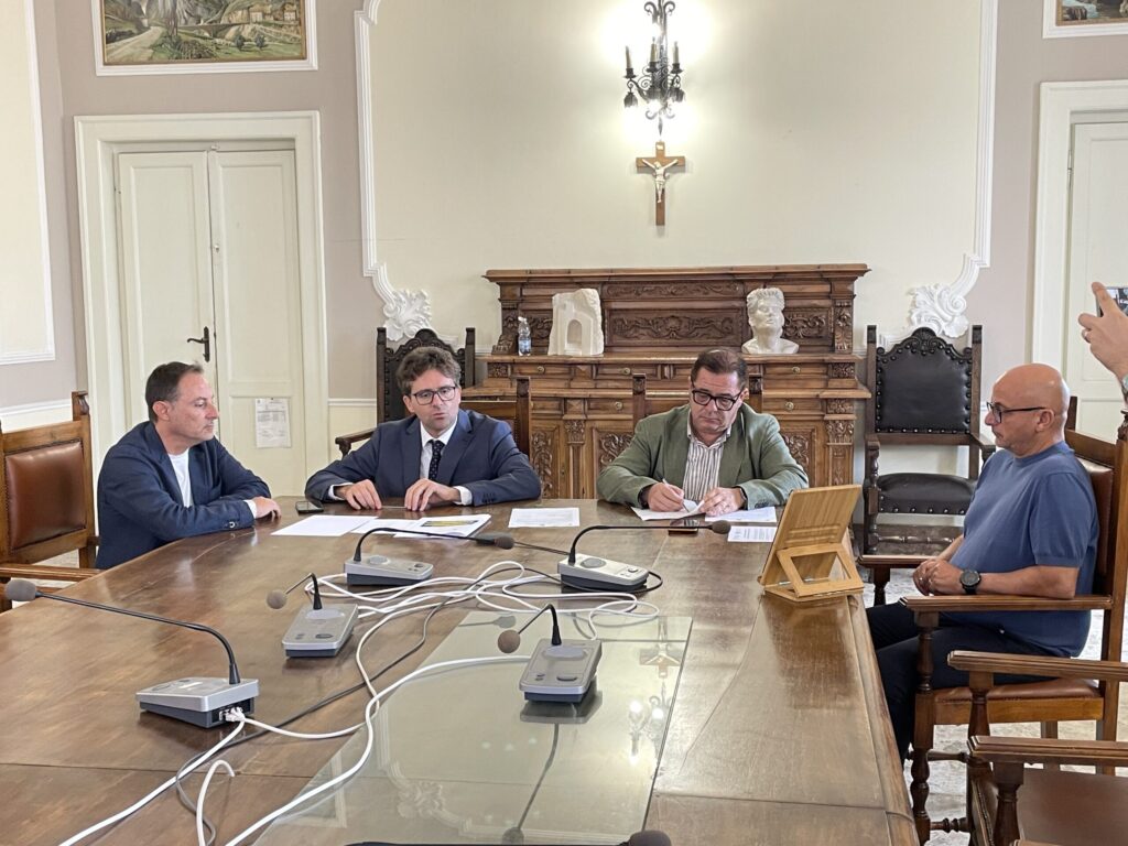 Firmati i contratti attuativi dell'accordo quadro 2026-2029 per interventi di manutenzione straordinaria sulle strade provinciali