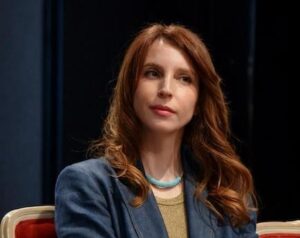 "Asimmetrie dei giorni pari" tra i 200 libri più belli d'Italia; Valentina Di Ludovico a Catignano