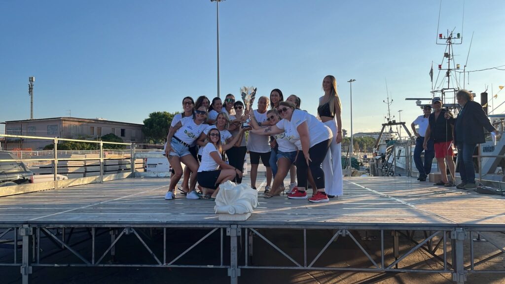 Regata dei Gonfaloni a Pescara, alla 31esima edizione trionfano Vasto e Termoli